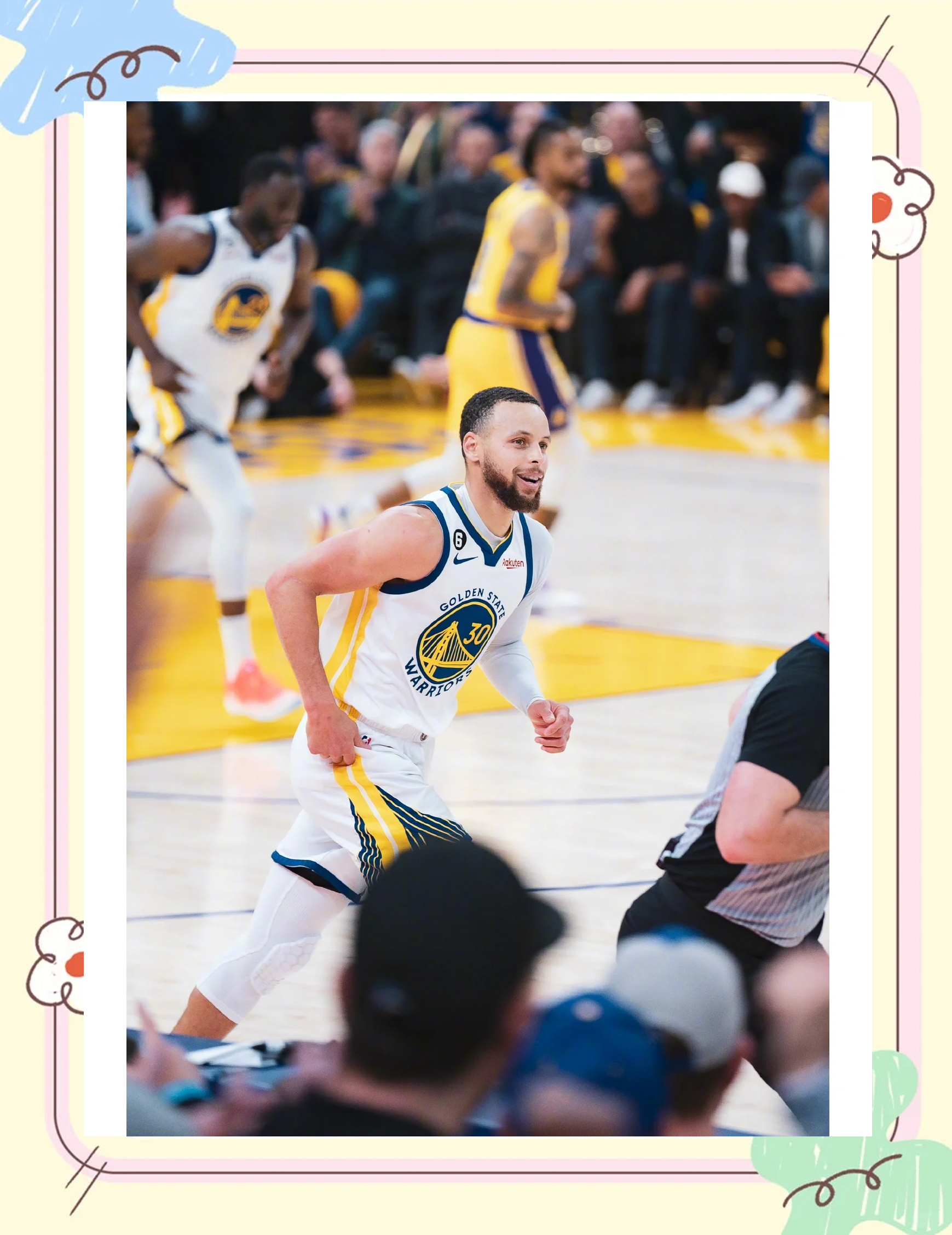 ayx爱游戏官网 -库里回归赛场，赛事规则更新首场状态亮眼，尤文图斯观众沸腾！的简单介绍